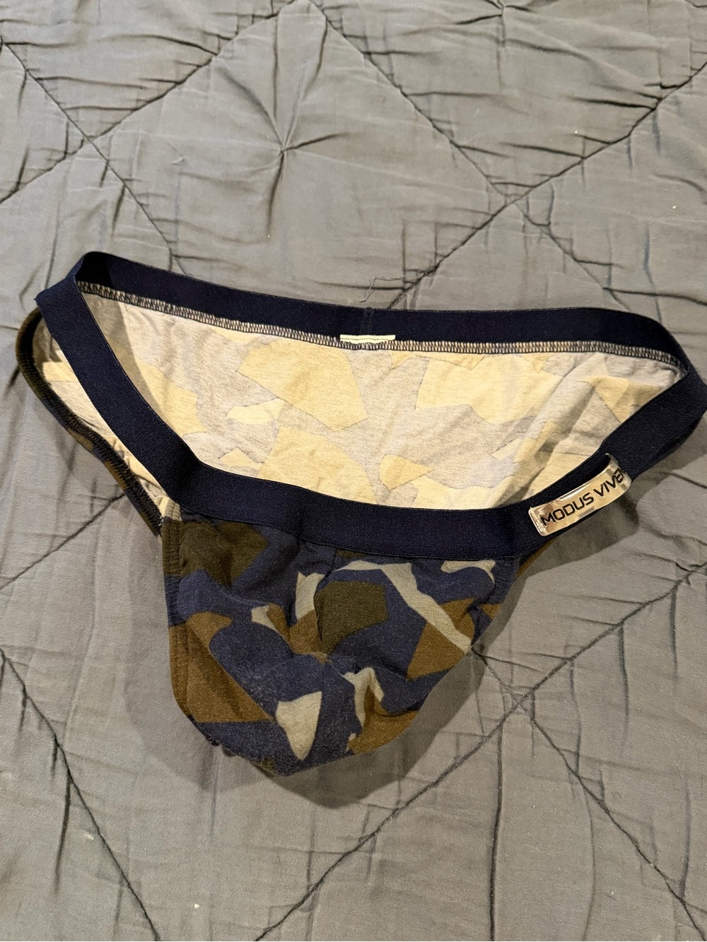 Modus Vivendi Men's Navy & Olive Camo Brief - Picture 5 of 5